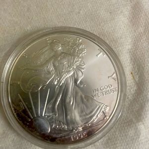 1996 American Silver Eagle .999 Fine Silver Dollar